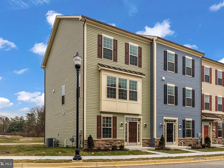 2923 Osprey Way — Photo 2