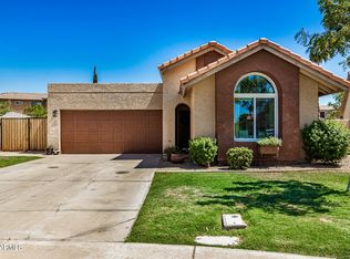 1207 W Seascape Ct, Gilbert, AZ 85233
