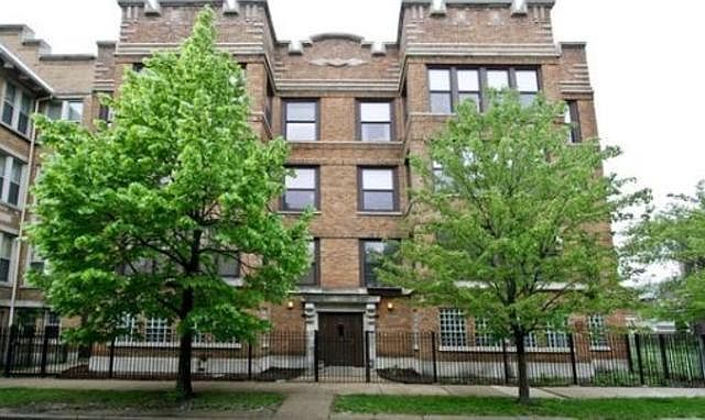 1st image of 4740 S Ingleside Ave #3N