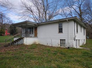 120 State St, Hazel Green, KY 41332