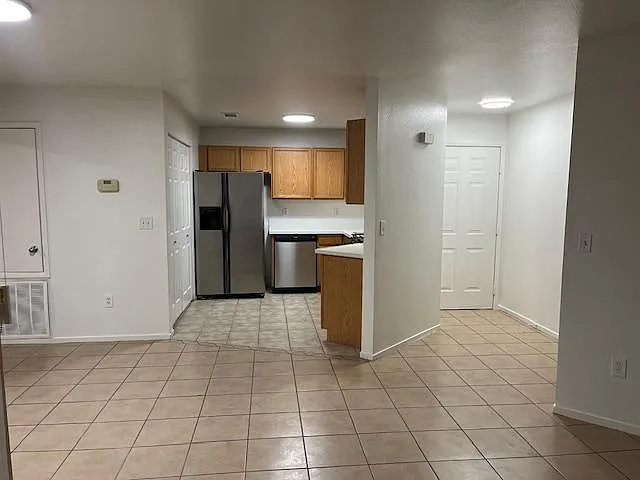 4711 Stanley Ave #103 — Photo 3