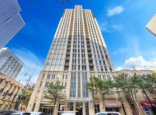 1250 S Michigan Ave APT 1704, Chicago, IL 60605