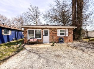 1222 Lincoln St, Shelbyville, IN 46176