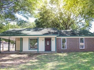 3095 Forest Glen Dr #LAKE0, Horn Lake, MS 38637