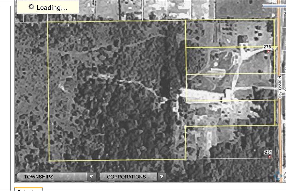 2nd image of 265 N Bissell Rd