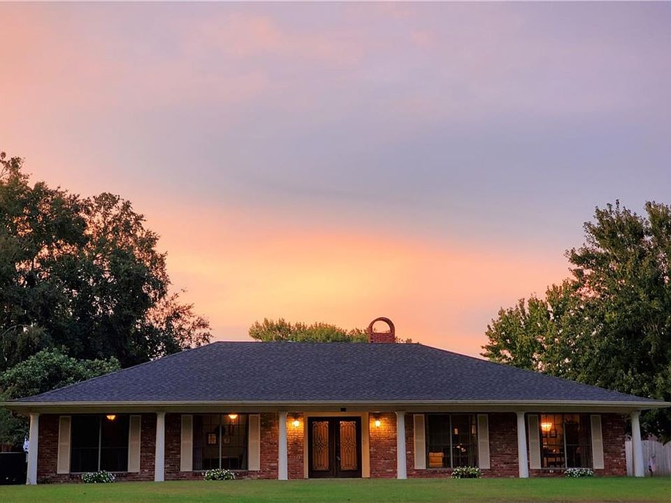 1st image of 506 Parkway Dr