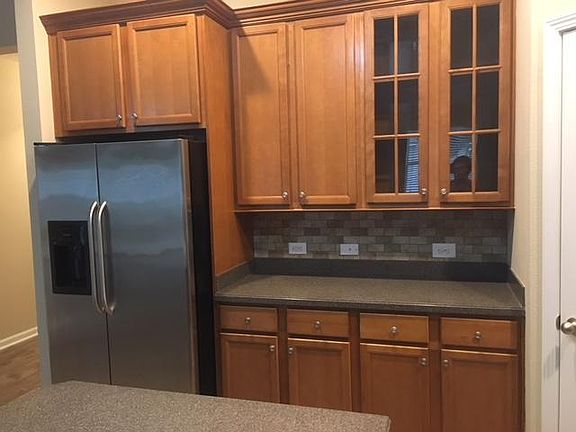 3rd image of 95547 Sonoma Dr