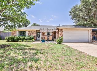 1408 5th St, Shallowater, TX 79363
