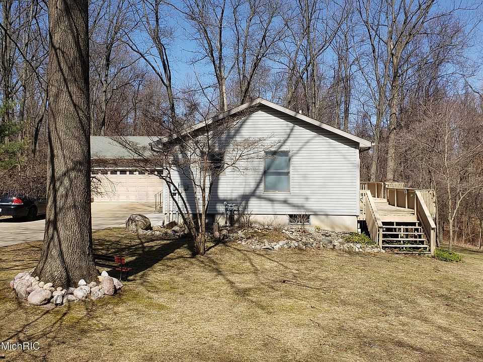 1st image of 32610 Jeffrey Dr