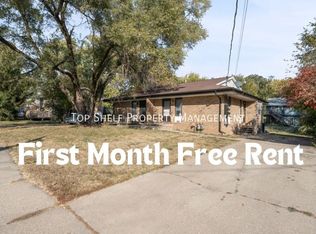 2021 E 40th St, Des Moines, IA 50317