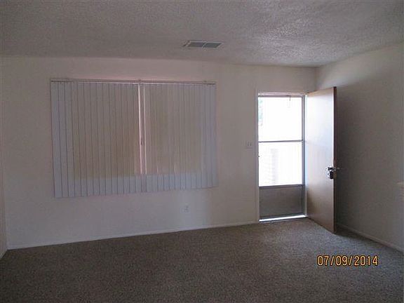 2nd image of 1930 Mahogany Dr