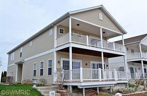 1st image of 405 Island Pointe Dr