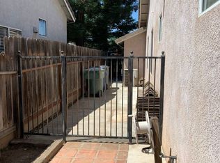 2283 E Warwick Ave, Fresno, CA 93720