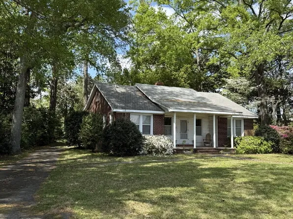 99 Main St, Garden City, GA 31408