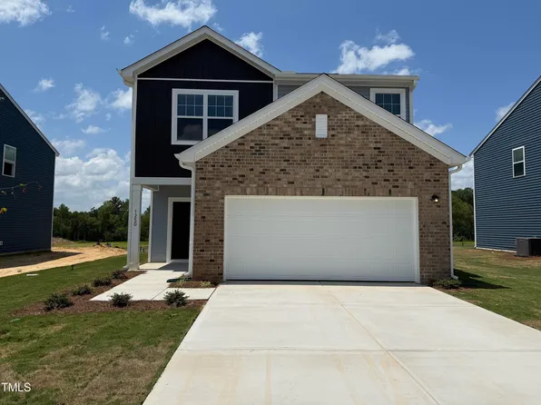 1250 Pond Overlook Dr, Nashville, NC 27856