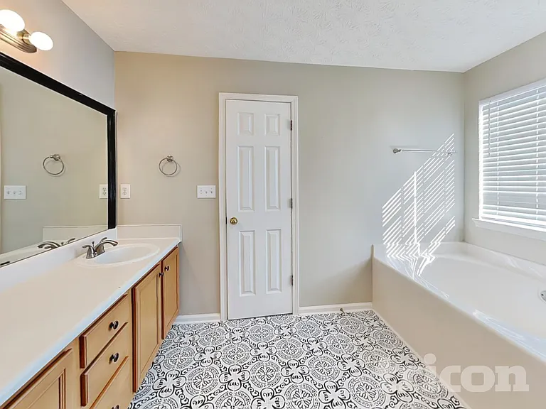 1120 Patton Way — Photo 18
