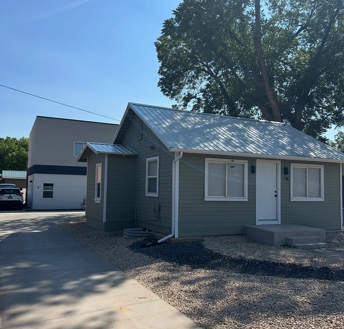 3 bed, 1280 sqft, $1,700 — Photo 1