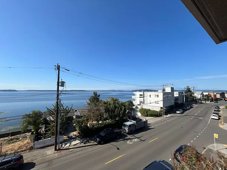 4208 Beach Drive — Photo 49