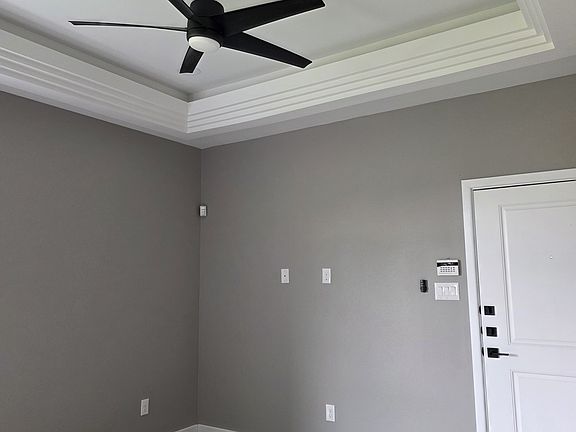 4th image of 1717 Monaco Estates Dr #1
