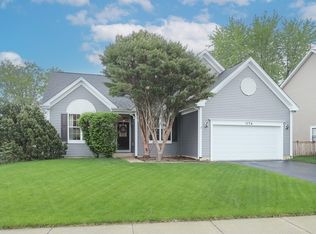 1174 Chicory Ln, Naperville, IL 60564