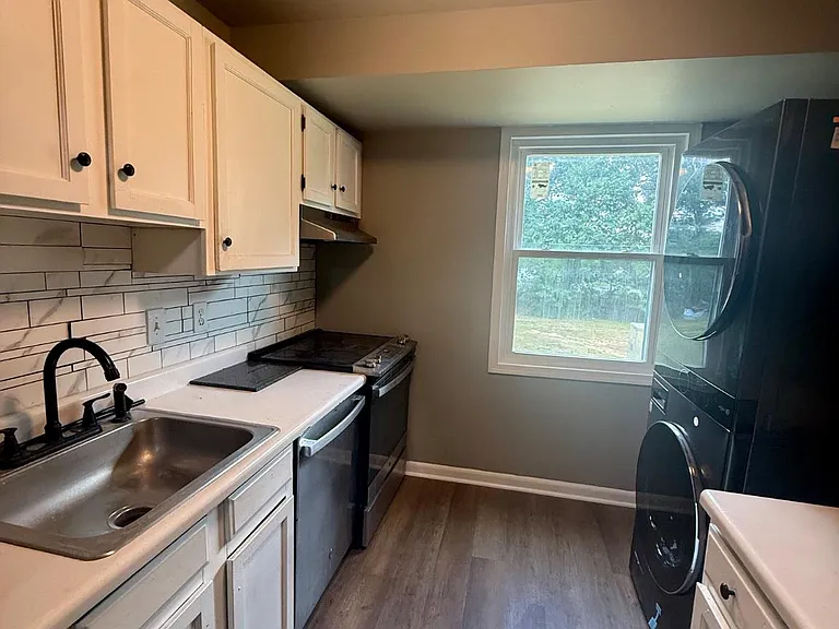 7165 Cross St #103 — Photo 6
