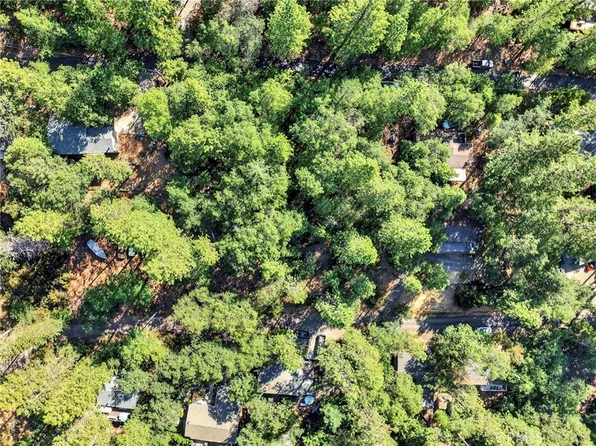 16370 Manzanita Ct, Cobb, CA 95426