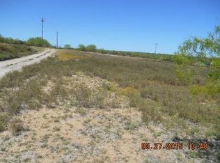 101 Water St, Zapata, TX 78076
