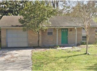 205 W Mink St, Willis, TX 77378