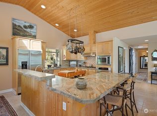 7370 Channel View Dr, Anacortes, WA 98221