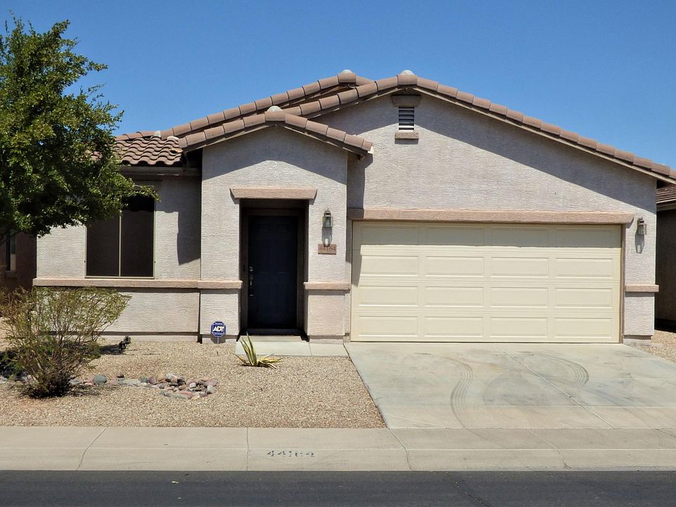 1st image of 44164 W Cydnee Dr
