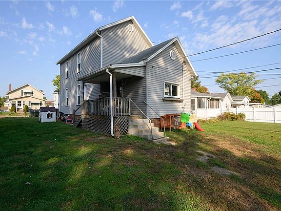 3rd image of 721 Gorley St