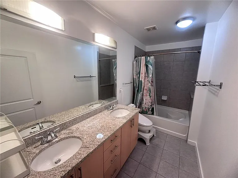 400 W Peachtree St NW #3511 — Photo 6
