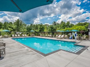 1475 Bodwell Rd APT 17, Manchester, NH 03109