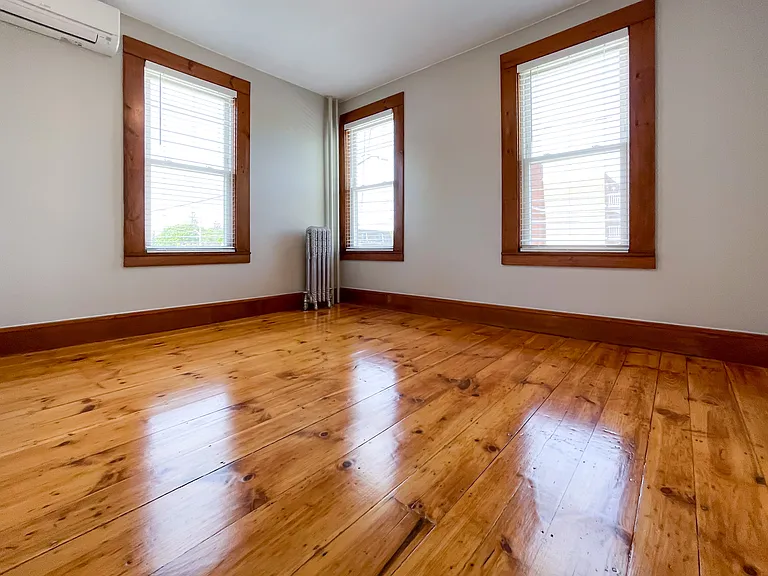 142 Pleasant St #2 — Photo 10