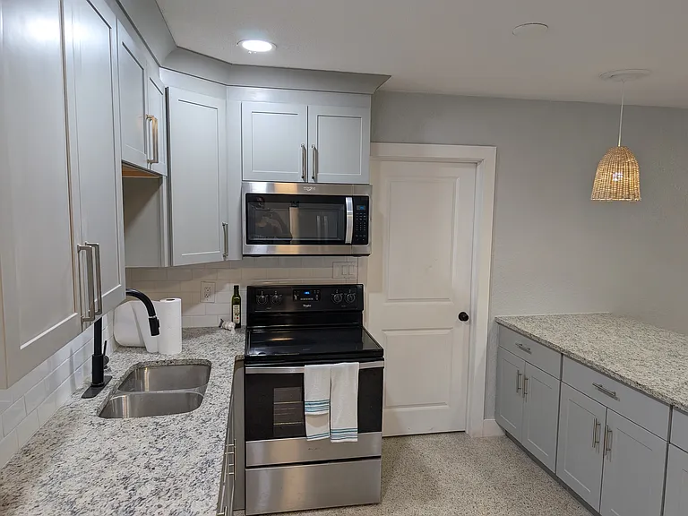 4519 Venetian Blvd NE #2 — Photo 6