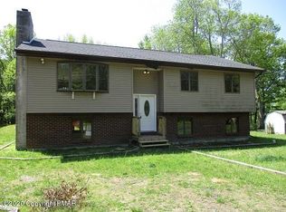 52 Mountain Top Rd, East Stroudsburg, PA 18302