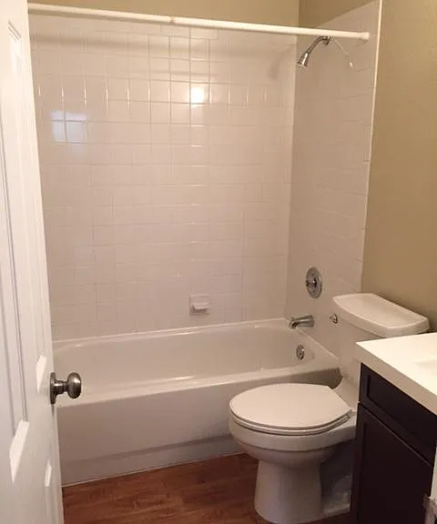 120 E Miller St #5 — Photo 5