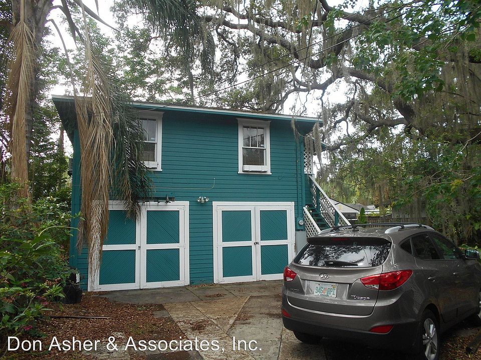 1st image of 812 1/2 E Harwood St