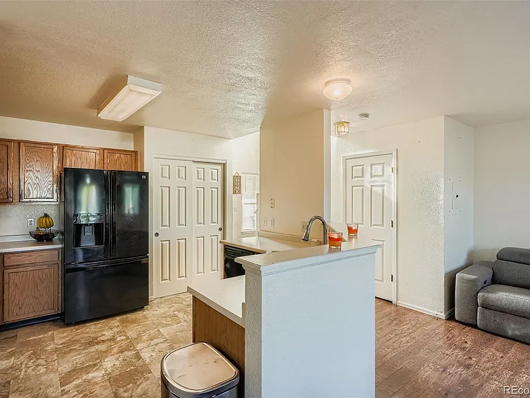 1159 S Waco St #C — Photo 9