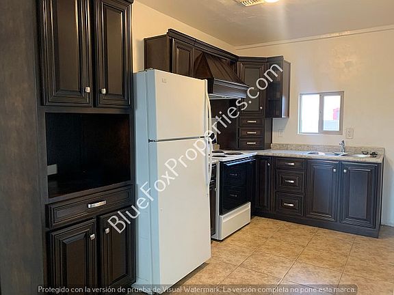 2nd image of 216 W Pennsylvania Dr #2