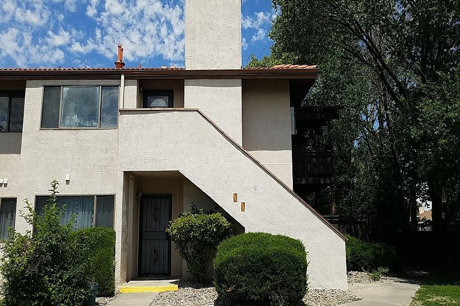 1st image of 6007 McKinney Dr NE