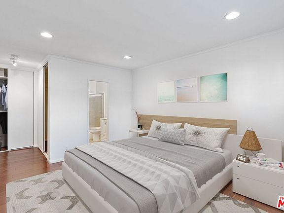 5th image of 5845 Doverwood Dr Unit 317