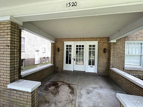 2nd image of 1320-1322 Main St