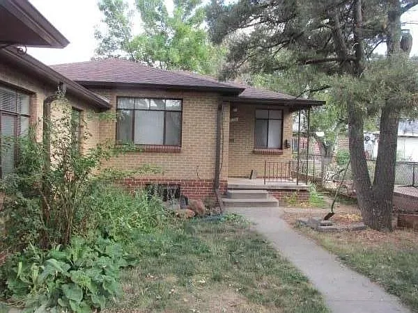 1942 S Columbine St — Photo 4