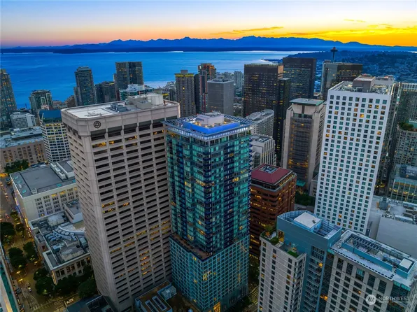 737 Olive Way #3701, Seattle, WA 98101
