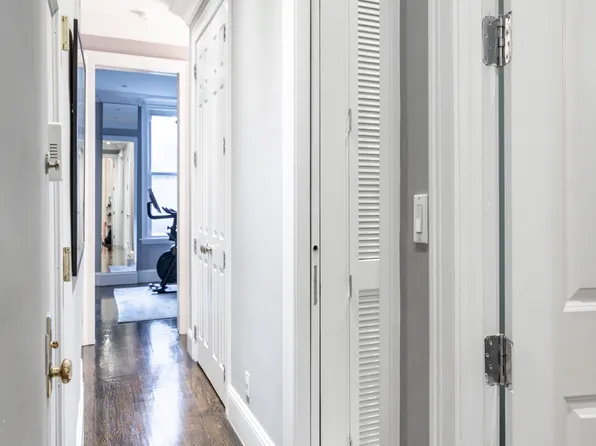 248 East 32nd Street image 12 of 14