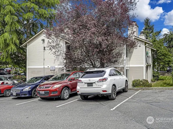 1009 112th Street SE #E104, Everett, WA 98208