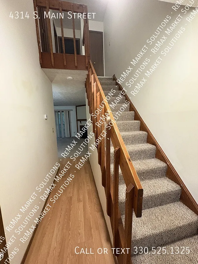Cute Townhome! — Photo 2