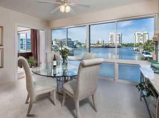 4155 Crayton Rd APT 205, Naples, FL 34103