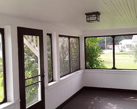 Front Screened Porch with power...